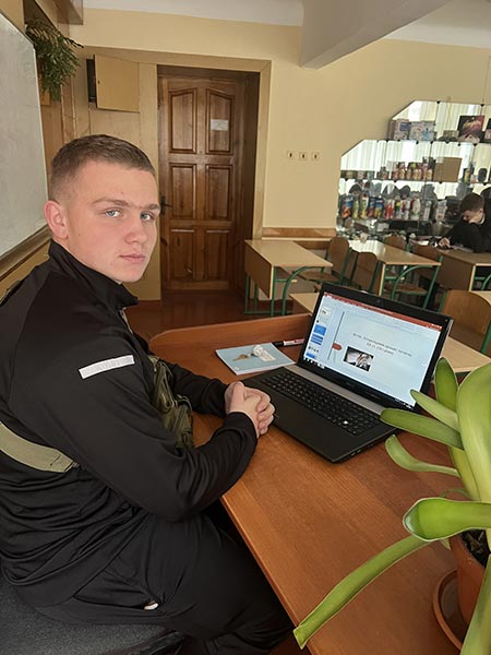 2023.11.17 Den studenta