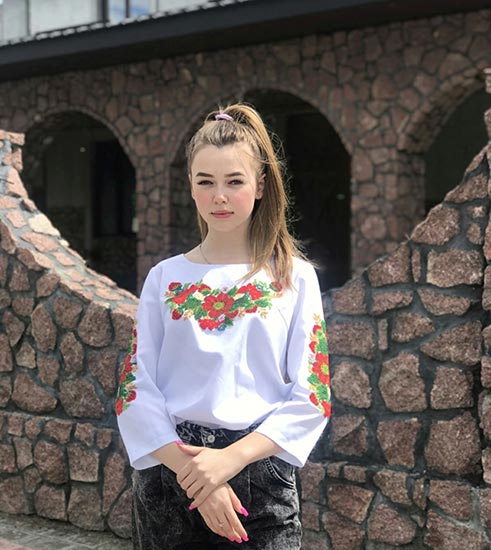 2021.05.20_Den_vishivanki_Shportko1