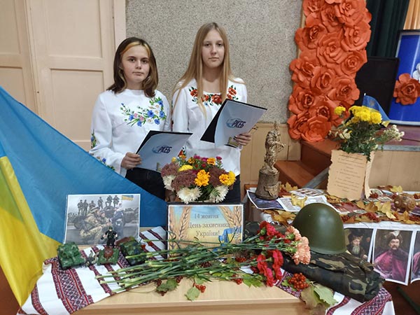 2021.10.13 Vistavka Pokrova3