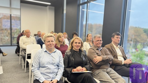 2025.10.01.communitycollege