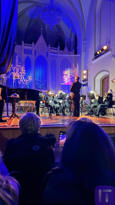 2025.05.15.mandryemo1