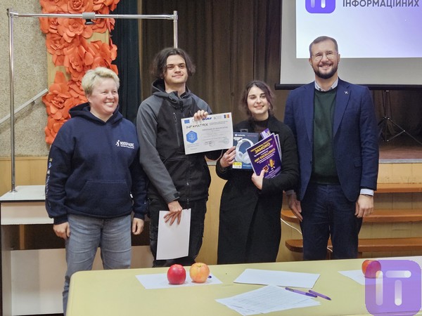 2025.05.15.mandryemo1