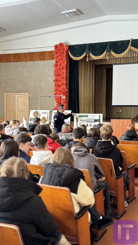 2025.05.15.mandryemo1