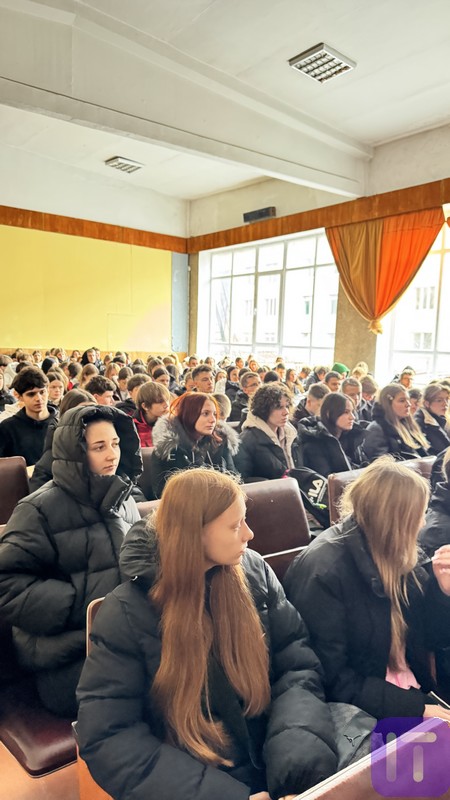 2025.05.15.mandryemo1