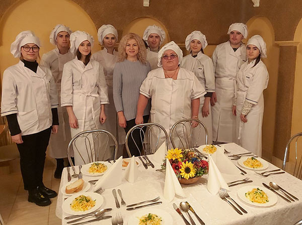 2020.12.16_Pravila_servir_stolu_Vun1