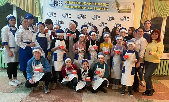 2022.11.14 Mayst klas Razom Peremogi6